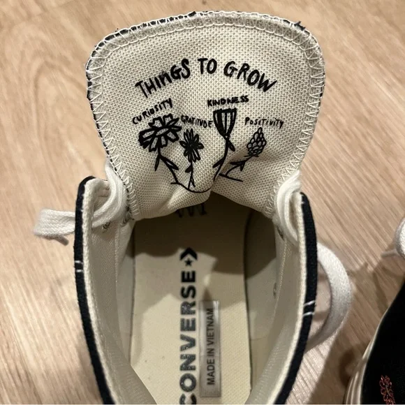 Chuck Taylor All Star Things To Grow (Spring) - Picture 7 of 8